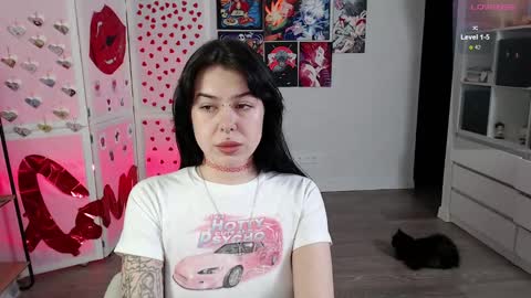 Snapshot of eliza_benet_ chatting on February 2025 03:05:01 PM Ari online show from February 2025 03:05:01 PM