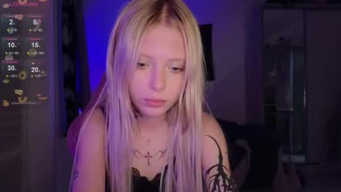 Elizabeth online show from October 2025 08:48:02 PM