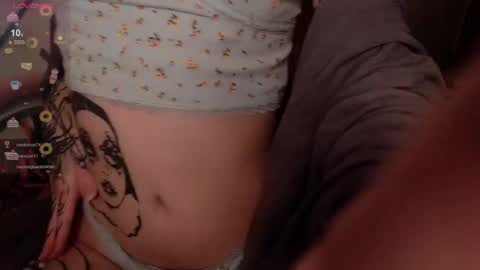 Elizabeth online show from November 2025 04:07:02 PM