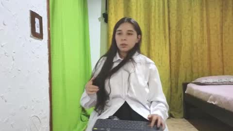 Snapshot of elizabeth_evanz chatting on January 2025 04:04:01 AM elizabeth online show from January 2025 04:04:01 AM