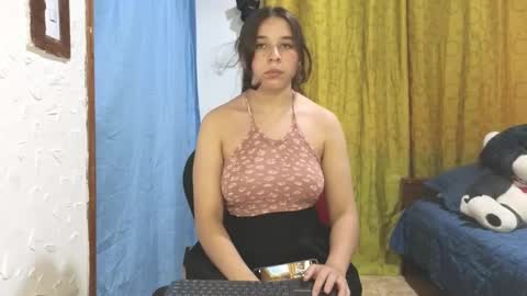 Snapshot of elizabeth_evanz chatting on February 2025 12:51:01 AM elizabeth online show from February 2025 12:51:01 AM