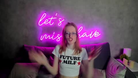 Snapshot of elizabeth_harpper chatting on February 2025 02:13:02 PM Elizabeth online show from February 2025 02:13:02 PM