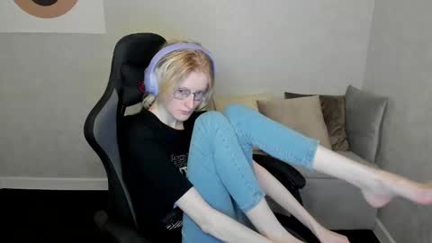 Snapshot of elizabeth_harpper chatting on September 2025 01:20:01 AM Elizabeth online show from September 2025 01:20:01 AM