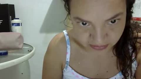 Elizabeth Martinez  online show from November 2025 01:54:01 PM