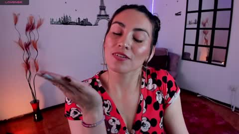 Elizabeth online show from January 2025 07:54:01 PM