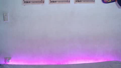 Snapshot of elizabeth_taylorxxx chatting on March 2025 02:41:01 AM Elizabeth Taylor online show from March 2025 02:41:01 AM