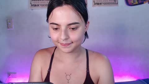 Snapshot of elizabeth_taylorxxx chatting on March 2025 02:17:02 AM Elizabeth Taylor online show from March 2025 02:17:02 AM