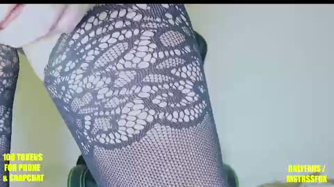 Snapshot of elizabethfox chatting on June 2026 06:34:02 AM elizabethfox online show from June 2026 06:34:02 AM