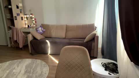 Snapshot of elizabetswan chatting on May 2026 05:26:02 AM Elizabet online show from May 2026 05:26:02 AM