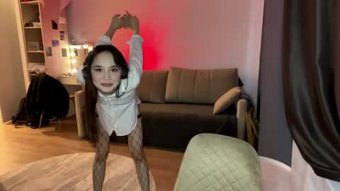 Snapshot of elizabetswan chatting on May 2026 01:01:01 AM Elizabet online show from May 2026 01:01:01 AM