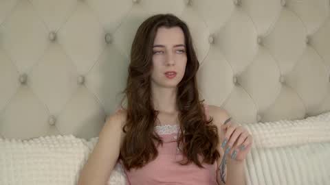 Elizabet online show from January 2025 09:13:01 AM