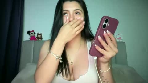 Snapshot of ella_aq chatting on June 2026 05:45:01 AM Ella online show from June 2026 05:45:01 AM