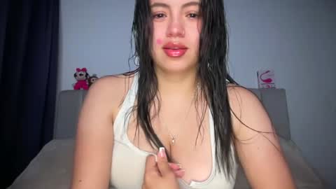 Snapshot of ella_aq chatting on July 2026 05:01:01 AM Ella online show from July 2026 05:01:01 AM