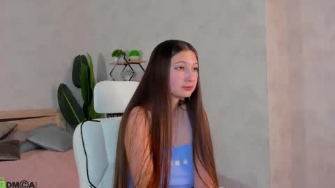 Snapshot of ella_burns chatting on November 2025 08:35:01 AM Ella online show from November 2025 08:35:01 AM