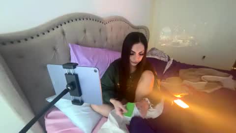 ella_ella_ella_ay online show from November 2025 03:57:02 PM