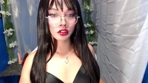 Snapshot of ella_fuma chatting on October 2025 11:22:01 AM Ella online show from October 2025 11:22:01 AM