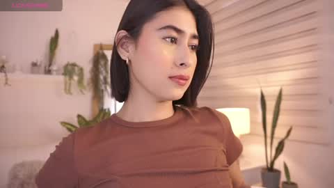 ELLA OWEN online show from April 2026 06:14:02 PM