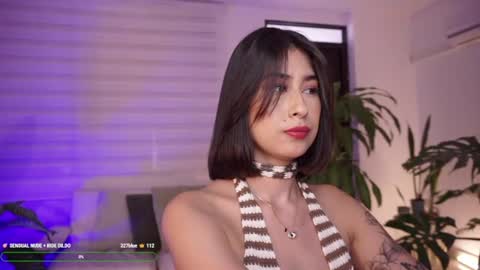 Snapshot of ella_owen chatting on June 2026 06:41:01 PM ELLA OWEN online show from June 2026 06:41:01 PM