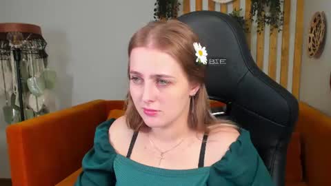 EllaBells online show from June 2026 05:03:02 AM