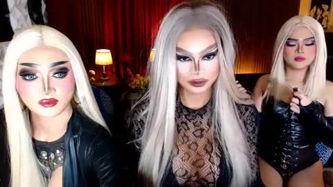 ellahemperialts online show from April 2026 07:30:01 AM