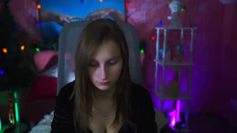 Snapshot of ellahorton chatting on January 2025 08:32:02 AM Ella online show from January 2025 08:32:02 AM