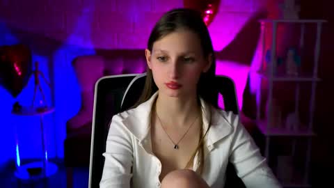 Snapshot of ellahorton chatting on March 2025 05:39:02 PM Ella online show from March 2025 05:39:02 PM