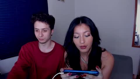 Ella and Cain online show from November 2025 11:37:02 PM