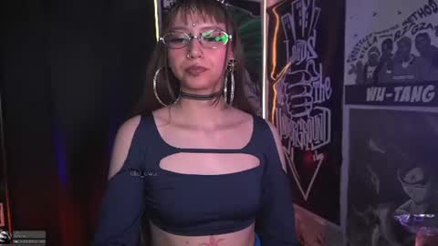 Snapshot of elle_uwu chatting on July 2026 07:09:01 PM follow me on instagram . online show from July 2026 07:09:01 PM