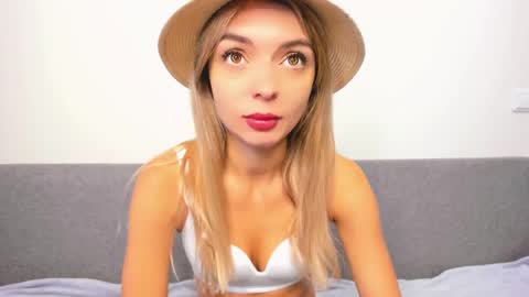 ellen_flow online show from February 2025 06:51:01 AM