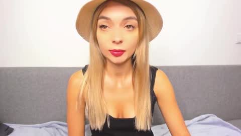 ellen_flow online show from February 2025 11:04:01 PM