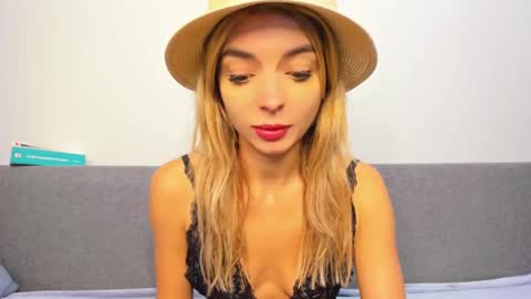 ellen_flow online show from March 2025 04:45:01 AM