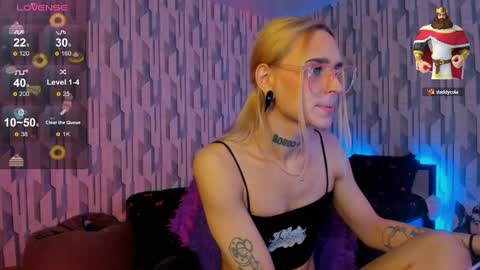 Snapshot of elli_26 chatting on January 2025 10:05:01 AM Ellie online show from January 2025 10:05:01 AM