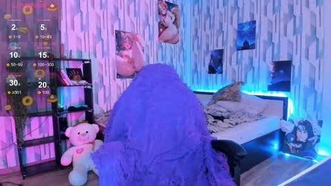 Snapshot of elli_26 chatting on March 2025 12:26:01 PM Ellie online show from March 2025 12:26:01 PM