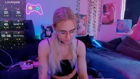 Snapshot of elli_26 chatting on September 2025 11:58:01 AM Ellie online show from September 2025 11:58:01 AM