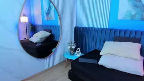 Ellie Taylor online show from December 2024 06:34:01 AM