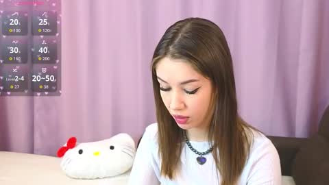 ellie online show from November 2025 09:03:02 PM