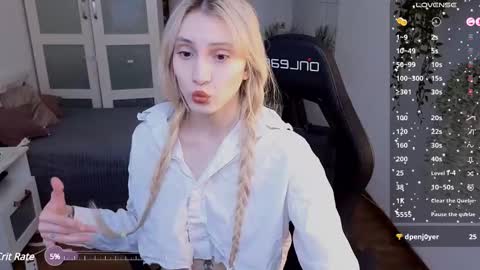 Snapshot of elliefrost chatting on February 2025 09:23:01 PM elliefrost online show from February 2025 09:23:01 PM