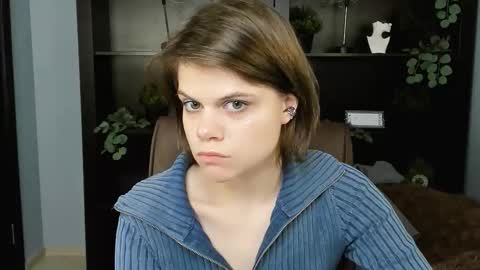 elliemurler online show from November 2025 09:02:02 AM