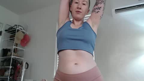 Ellie Rowyn online show from October 2025 09:47:02 PM