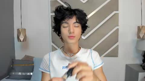 elliotvolkov online show from July 2026 03:42:02 PM