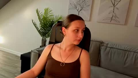 Snapshot of ellis_brownn chatting on July 2026 09:26:01 AM Ellis online show from July 2026 09:26:01 AM