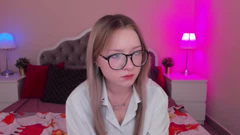 elliup online show from September 2025 10:07:02 AM