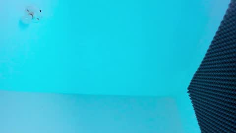 Ellope online show from November 2025 09:52:02 PM