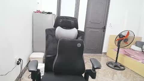 Snapshot of ellsa9x chatting on November 2025 02:33:01 AM ellsa9x online show from November 2025 02:33:01 AM