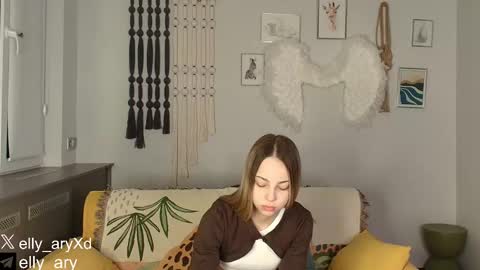 elly_ary online show from January 2026 09:31:02 PM