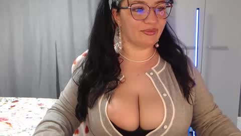 Denise online show from April 2026 04:41:01 PM