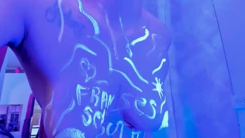 ellybloom online show from April 2026 03:39:01 PM