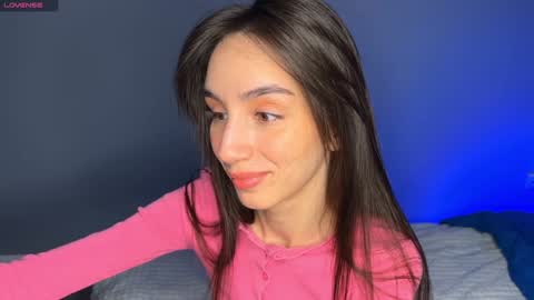 Im online Fri Sun Mon Tue Thu Fri Sat3 from 1000 online show from February 2025 04:14:01 AM