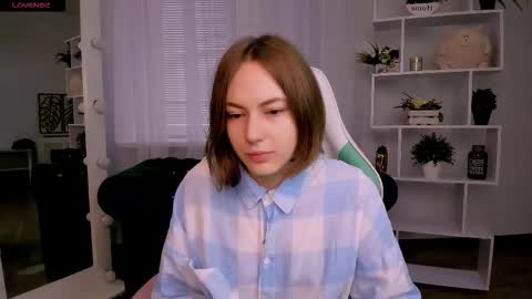 Snapshot of elma_lily chatting on November 2025 06:13:02 AM elma_lily online show from November 2025 06:13:02 AM