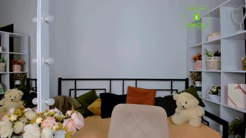 Snapshot of elma_lily chatting on December 2025 07:02:02 AM elma_lily online show from December 2025 07:02:02 AM